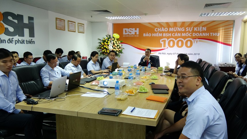 Tổng Công ty Cổ phần Bảo hiểm Sài Gòn – Hà Nội (BSH) tổ chức chương trình kỷ niệm cột mốc kinh doanh 1.000 tỷ đồng trên toàn hệ thống.