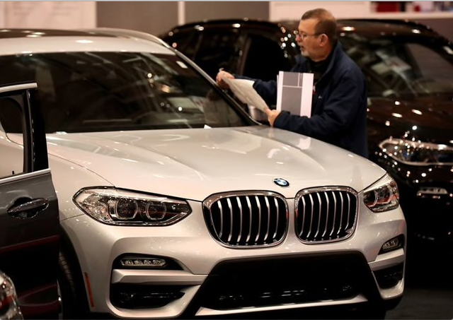 Hơn 250.000 xe BMW đang được triệu hồi để sửa lỗi không hiển thị hình ảnh từ camera lùi, làm tăng nguy cơ va chạm. Ảnh: The Plain Dealer.