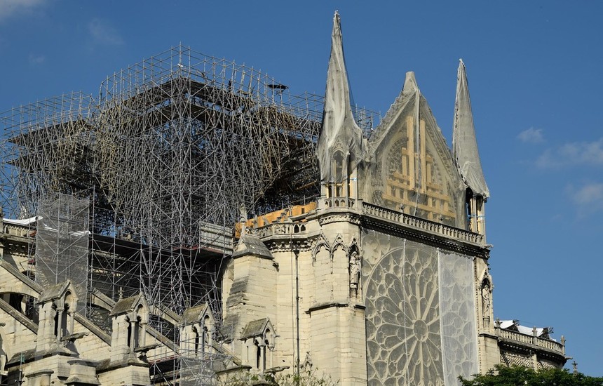 Nhà thờ Đức Bà Paris đang được sửa chữa sau vụ hỏa hoạn. Ảnh Internet