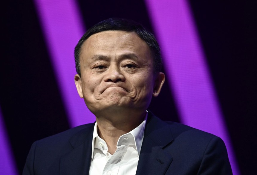 Tỷ phú Jack Ma từ chức vị trí chủ tịch Alibaba hôm 9/10 ở tuổi 55. Ảnh: AFP.