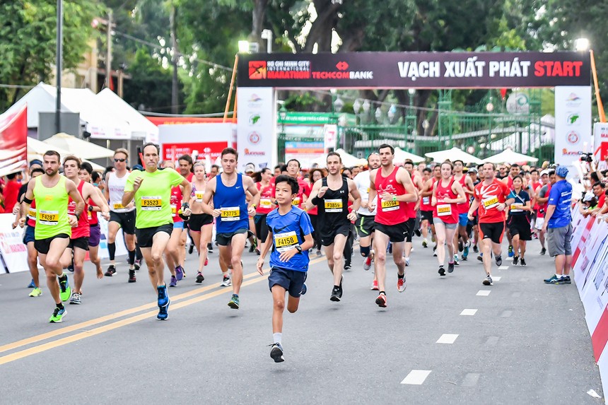 Giải marathon quốc tế TP.HCM Techcombank 2019 “Một cung đường xanh, một thành phố xanh“