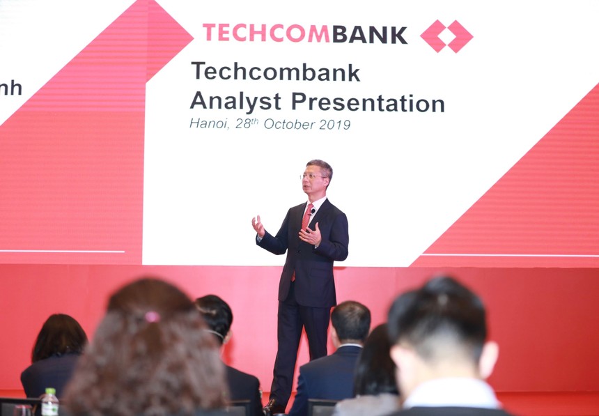 Tồng Giám Đốc Techcombank Nguyễn Lê Quốc Anh thông tin về hiệu quả hoạt động của ngân hàng Techcombank.