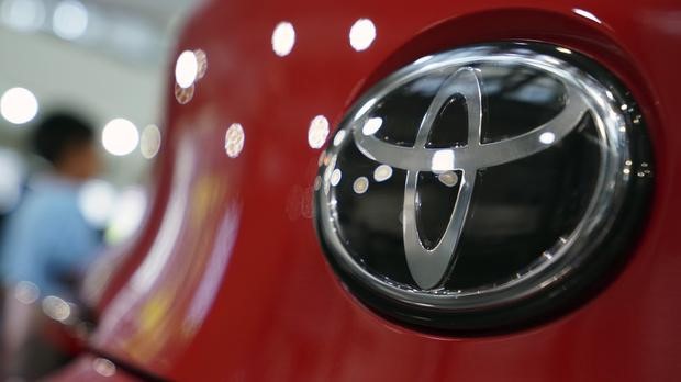 Toyota sẽ đưa công nghệ tự lái vào các mẫu xe thương mại. Ảnh: AFP