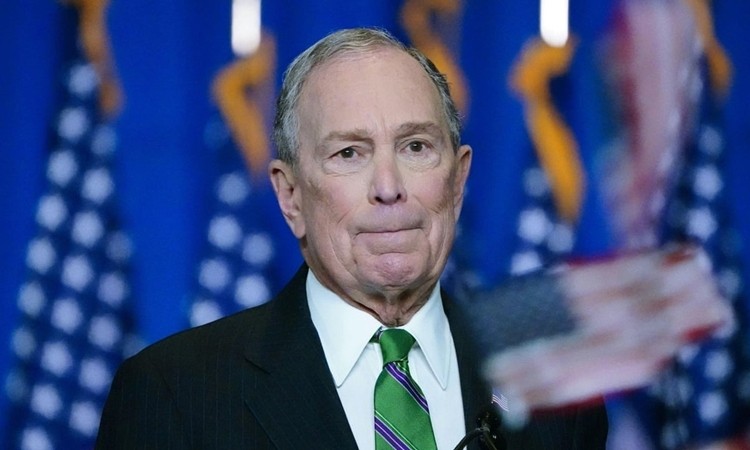 Michael Bloomberg gặp mặt người ủng hộ ở New York sau khi kết thúc chiến dịch tranh cử ngày 4/3. Ảnh: Reuters.