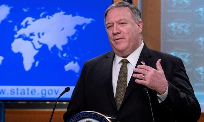 Ngoại trưởng Mỹ Mike Pompeo phát biểu tại một cuộc họp báo ở Bộ Ngoại giao ngày 22/4. Ảnh: Reuters.