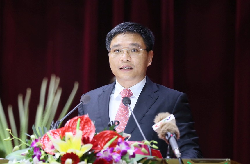 Ông Nguyễn Văn Thắng, Chủ tịch Ủy ban nhân dân tỉnh Quảng Ninh kiêm nhiệm chức vụ Hiệu trưởng Trưởng Đại học Hạ Long.