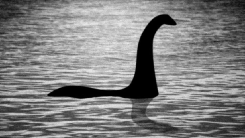 Vô tình khách du lịch chụp được bức ảnh rõ nét nhất chứng minh sự tồn tại của quái vật hồ Loch Ness