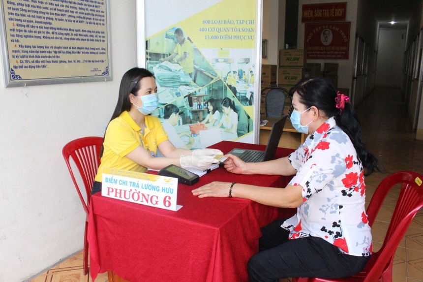 Bảo hiểm Xã hội Việt Nam lên phương án chi trả lương hưu, bảo hiểm xã hội trong thời gian tiếp tục phòng chống dịch Covid-19