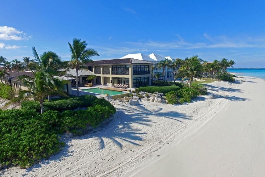 Villa Paradiso tại bãi biển Bahamas.