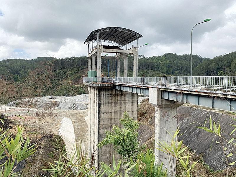 UBND tỉnh Kon Tum đã cho phép Vĩnh Sơn Sông Hinh tích nước hồ chứa đến cao trình mực nước dâng bình thường (1.160 m2).