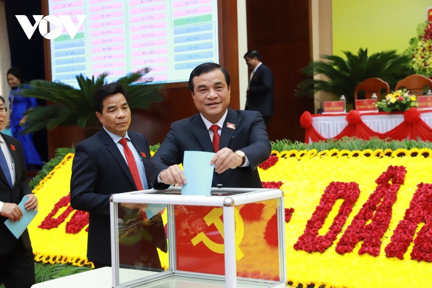Ông Phan Việt Cường bỏ phiếu bầu Ban chấp hành mới.