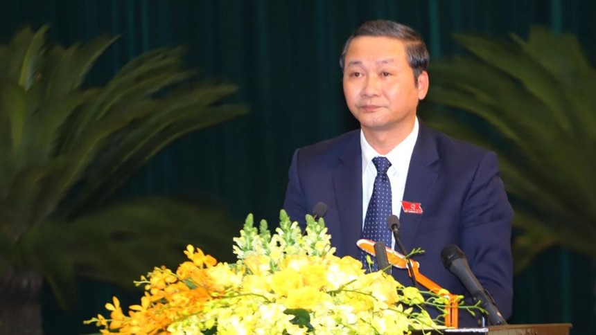 Ông Đỗ Minh Tuấn phát biểu nhận nhiệm vụ sau khi được bầu giữ chức vụ Chủ tịch UBND tỉnh, nhiệm kỳ 2016 - 2021 (Ảnh: Báo Thanh Hóa).