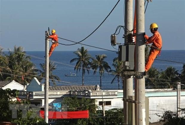 Điện lưới quốc gia đã được đưa ra huyện đảo Lý Sơn (Quảng Ngãi). (Ảnh: Ngọc Hà/TTXVN).
