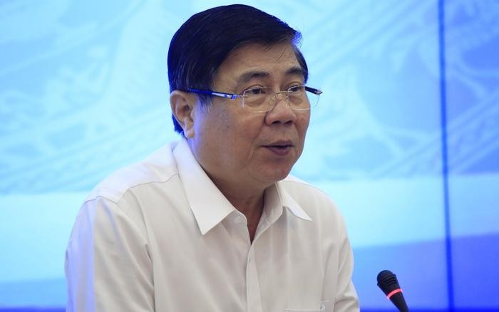 Chủ tịch UBND TPHCM Nguyễn Thành Phong theo dõi chỉ đạo Thành phố Thủ Đức.