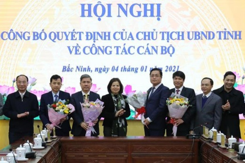 Bắc Ninh công bố Quyết định của Chủ tịch UBND tỉnh về công tác cán bộ.
