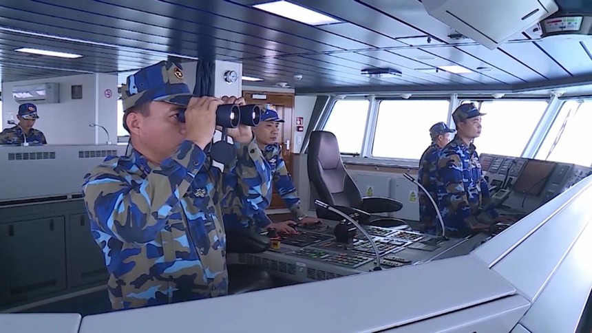 Bộ Tư lệnh Vùng cảnh sát biển 2 cũng tăng cường công tác trinh sát, nắm bắt tình hình trên tất cả các hướng.