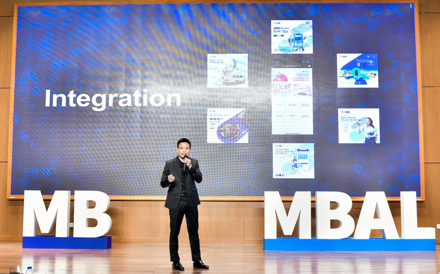 Ông Vũ Hồng Phú - Tổng Giám đốc MB Ageas Life tại buổi lễ ra mắt sản phẩm bảo hiểm trực tuyến trên MB App ngày 18/1/2021.