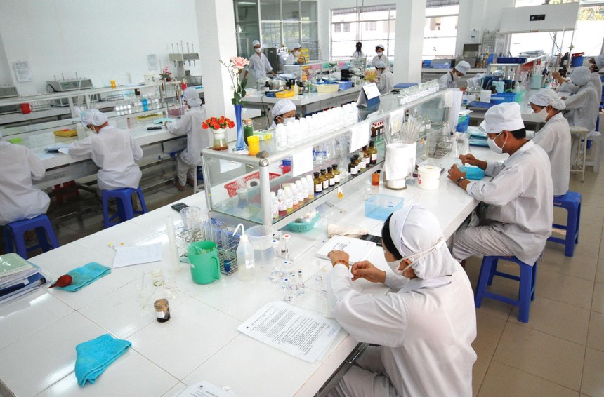 Quy mô ngành dược Việt Nam được IBM dự báo đạt 16,1 tỷ USD vào năm 2026, tương ứng tỷ lệ tăng trưởng kép 11%/năm.