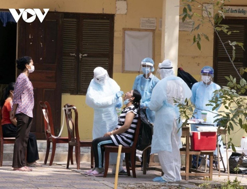 Campuchia phát hiện số ca lây nhiễm Covid-19 kỷ lục trong cộng đồng.