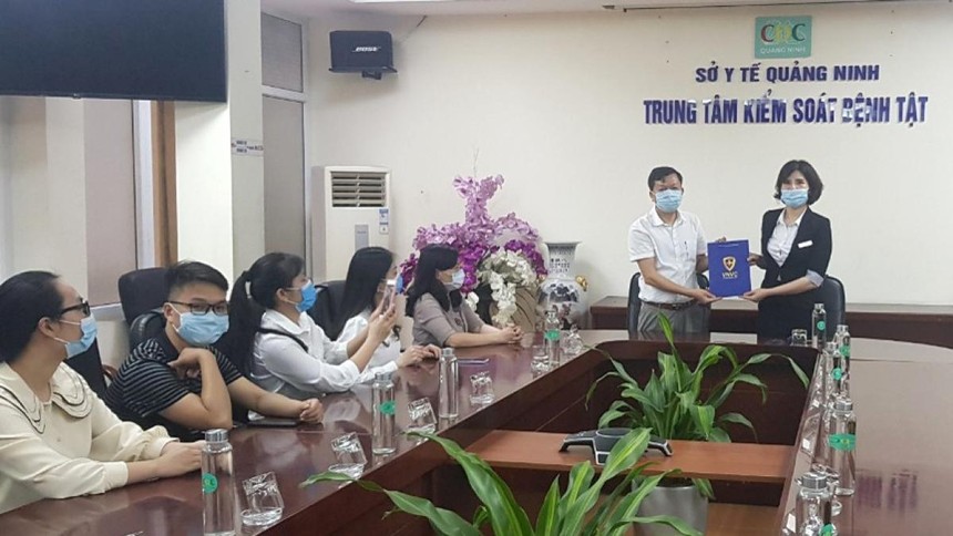 Quảng Ninh tiếp nhận 4.100 liều vaccine Covid-19 tiêm trong đợt 1.