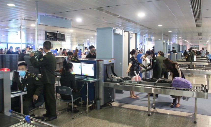 Cục trưởng Cục Hàng không Việt Nam đã có quyết định áp dụng biện pháp kiểm soát an ninh hàng không tăng cường cấp độ 1 tại các cảng hàng không, sân bay.