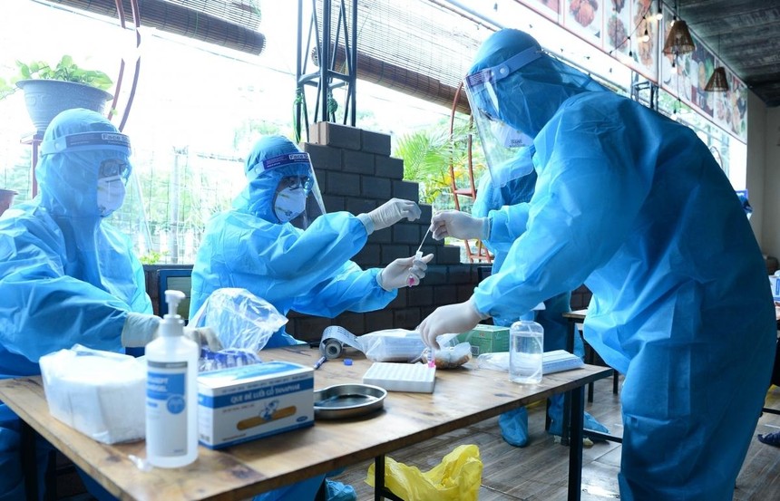 Phát hiện hơn 300 công nhân ở Bắc Giang dương tính SARS-CoV-2.