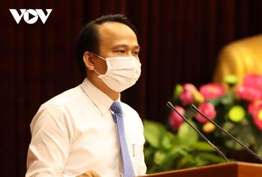 Ông Nguyễn Đình Vĩnh, Trường Ban Tổ chức Thành ủy Đà Nẵng phát biểu nhận nhiệm vụ mới.