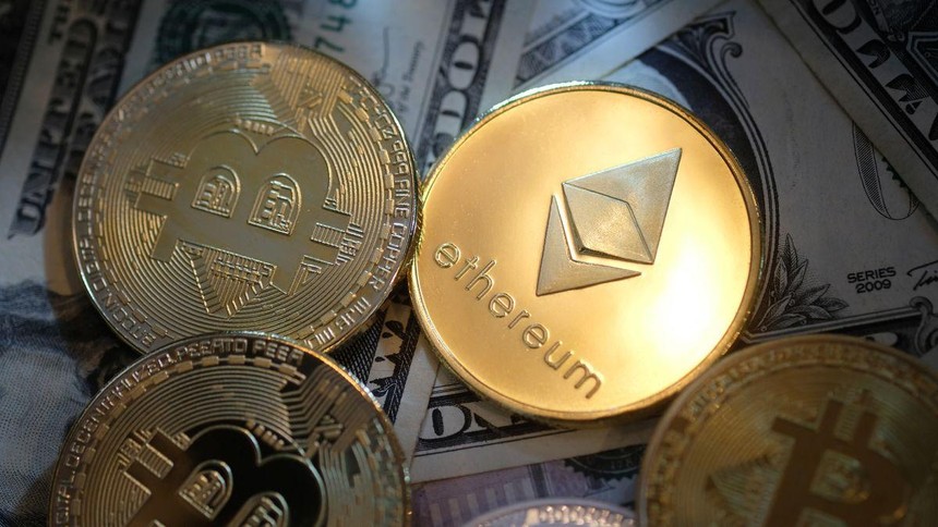 Giá Bitcoin hôm nay ngày 29/6: Bitcoin đứng vững trước sóng gió từ Anh và Trung Quốc, đồng Ethereum lấy lại được cột mốc quan trọng 2.000 USD