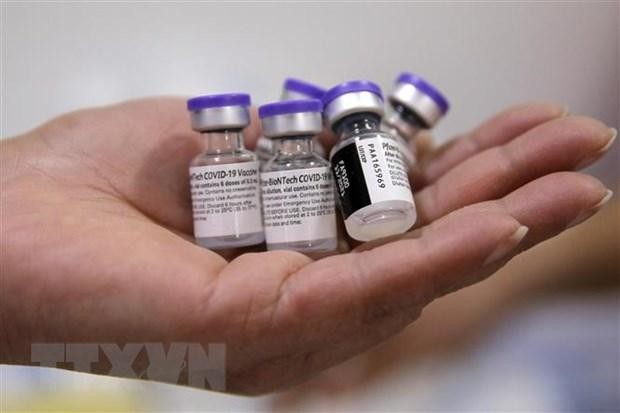 Vaccine ngừa COVID-19 của Pfizer/BioNTech. (Ảnh: AFP/TTXVN).