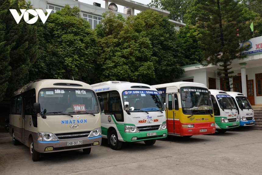 Tạm dừng hoạt động vận tải hành khách đi, đến địa bàn huyện Phù Yên, tỉnh Sơn La.
