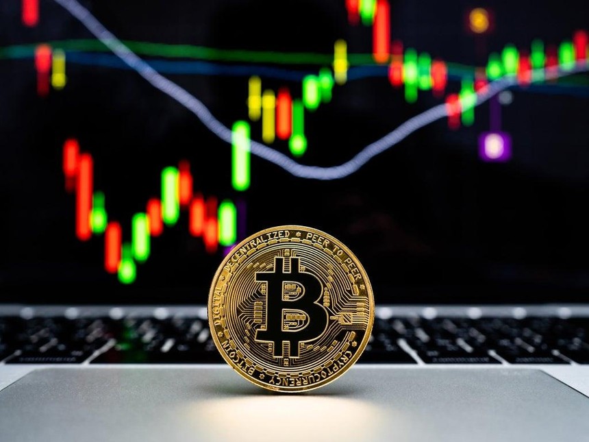 Giá Bitcoin hôm nay ngày 5/8: Giá Bitcoin bật tăng trở lại lên trên 39.000 USD, giới đầu tư nín thở chờ đợi bản cập nhật hard fork London của Ethereum