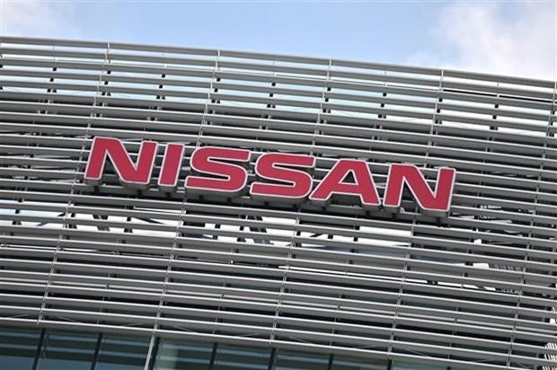 Biểu tượng của Nissan tại trụ sở của hãng ở Yokohama (Nhật Bản). (Ảnh: AFP/TTXVN).