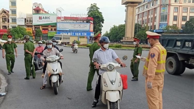 Một chốt kiểm chặn trên địa bàn xã Đại Đồng, huyện Tiên Du, tỉnh Bắc Ninh.