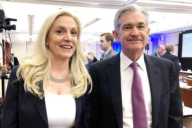 Ông Jerome Powell và bà Lael Brainard (trái), đang là những ứng viên cho vị trí Chủ tịch Fed nhiệm kỳ kế tiếp. (Nguồn: Reuters).