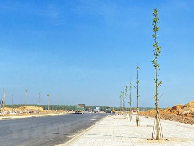 Một tuyến đường đã hoàn thành tại Khu tái định cư Lộc An-Bình Sơn. (Ảnh: Công Phong/TTXVN).