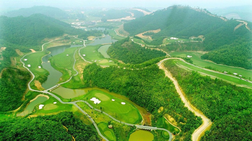 Hilltop Valley Golf Club là dự án gây được tiếng vang lớn của Geleximco tại Hòa Bình.
