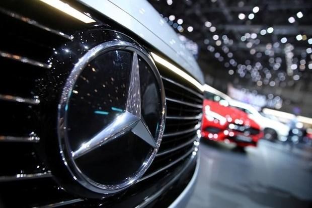 Mercedes-Benz bị phạt 20,2 tỷ won (16,87 triệu USD). (Nguồn: Reuters).