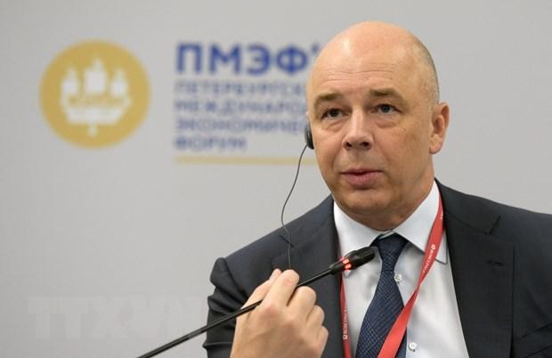 Bộ trưởng tài chính Nga Anton Siluanov phát biểu tại một diễn đàn ở Saint Petersburg. (Ảnh: AFP/TTXVN).