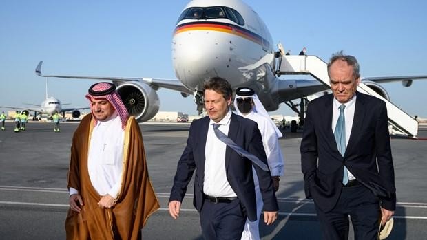 Bộ trưởng Kinh tế Đức Robert Habeck thăm Qatar. (Ảnh: DPA).