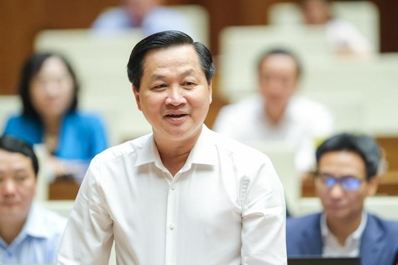 Phó thủ tướng Chính phủ Lê Minh Khái phát biểu cuối phiên thảo luận.
