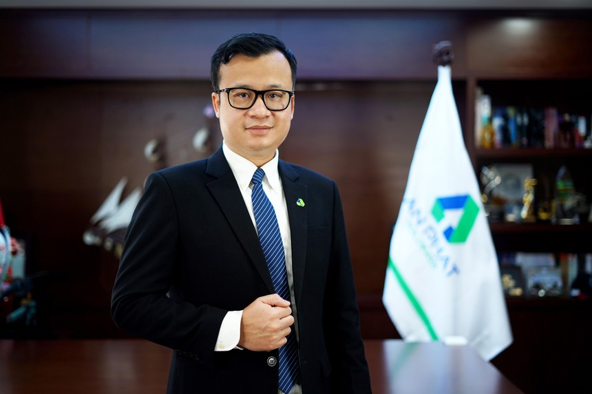 Ông Nguyễn Lê Thăng Long đảm nhiệm chức vụ Chủ tịch HĐQT CTCP Nhựa An Phát Xanh từ ngày 21/6/2022.