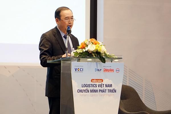 Ông Phan Văn Chinh, Cục trưởng Cục Xuất Nhập Khẩu – Bộ Công Thương phát biểu tại Diễn đàn.