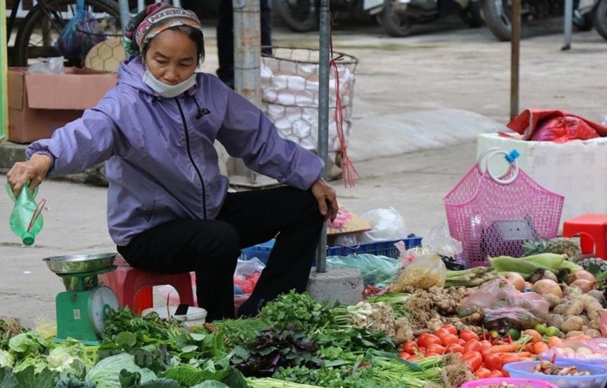 Chỉ số giá nhóm lương thực của tháng 11 tăng 0,59% so với tháng 10. (Ảnh: Vietnam+).