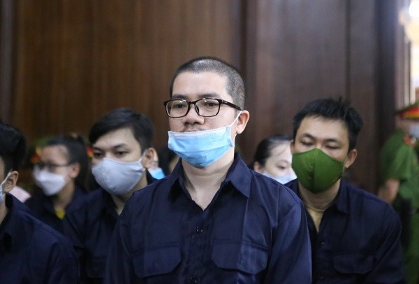Bị cáo Nguyễn Thái Luyện tại tòa.