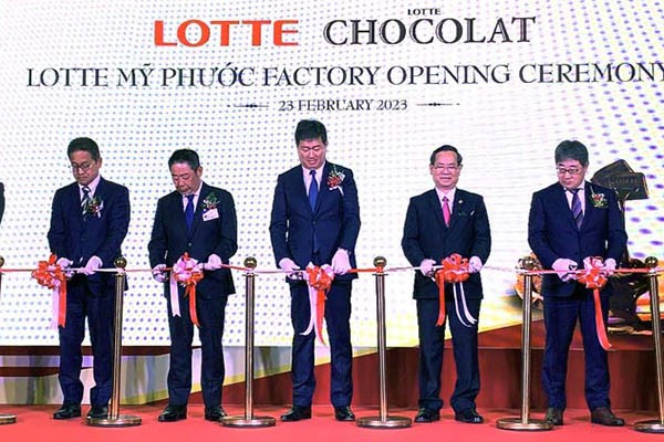 Tháng 2/2023, Lotte đã khánh thành nhà máy sản xuất các sản phẩm bánh Choco Pie - đây là nhà máy thứ hai của Lotte tại Bình Dương.