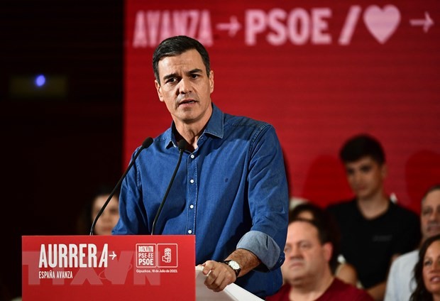 Ông Pedro Sanchez được chỉ định là Thủ tướng tạm quyền Tây Ban Nha. (Ảnh: AFP/TTXVN).