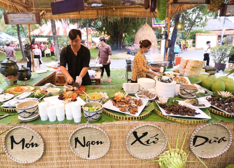 Xây dựng và phát triển văn hoá ẩm thực Việt Nam thành thương hiệu quốc gia.
