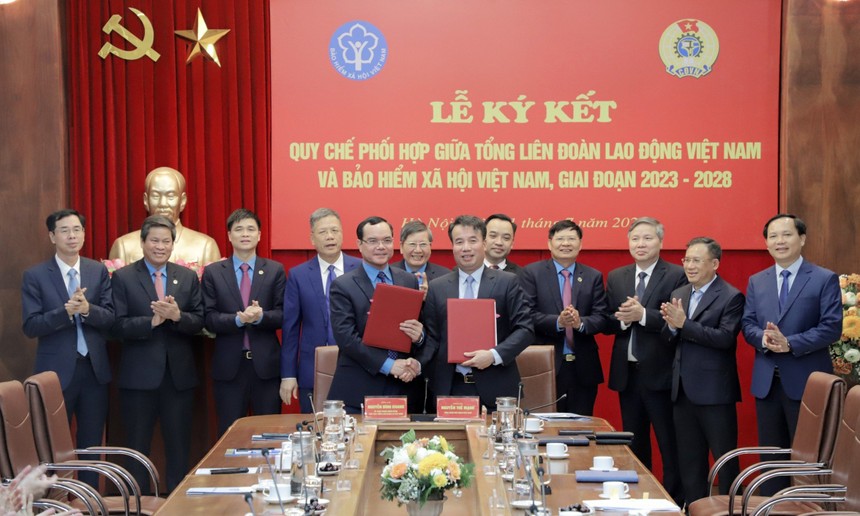 Bảo hiểm xã hội Việt Nam và Tổng Liên đoàn Lao động Việt Nam ký Quy chế phối hợp giai đoạn 2023 - 2028