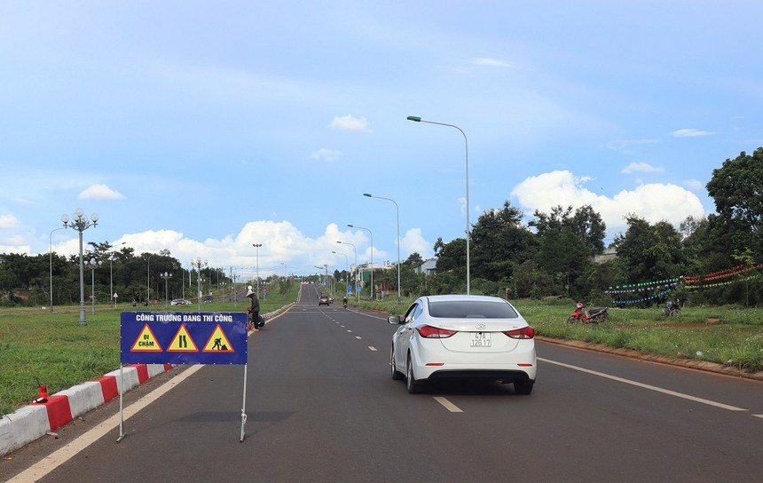 Tỉnh Đắk Lắk gia hạn tiếp cho đường Đông Tây Thành phố Buôn Ma Thuột được gia hạn đến cuối tháng 9/2023.