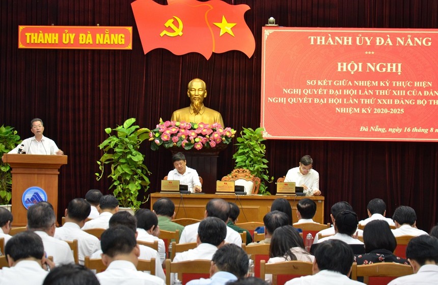 Thành phố Đà Nẵng sơ kết giữa nhiệm kỳ thực hiện Nghị quyết Đại hội lần thứ XIII của Đảng và Nghị quyết Đại hội lần thứ XXII Đảng bộ thành phố nhiệm kỳ 2020-2025.